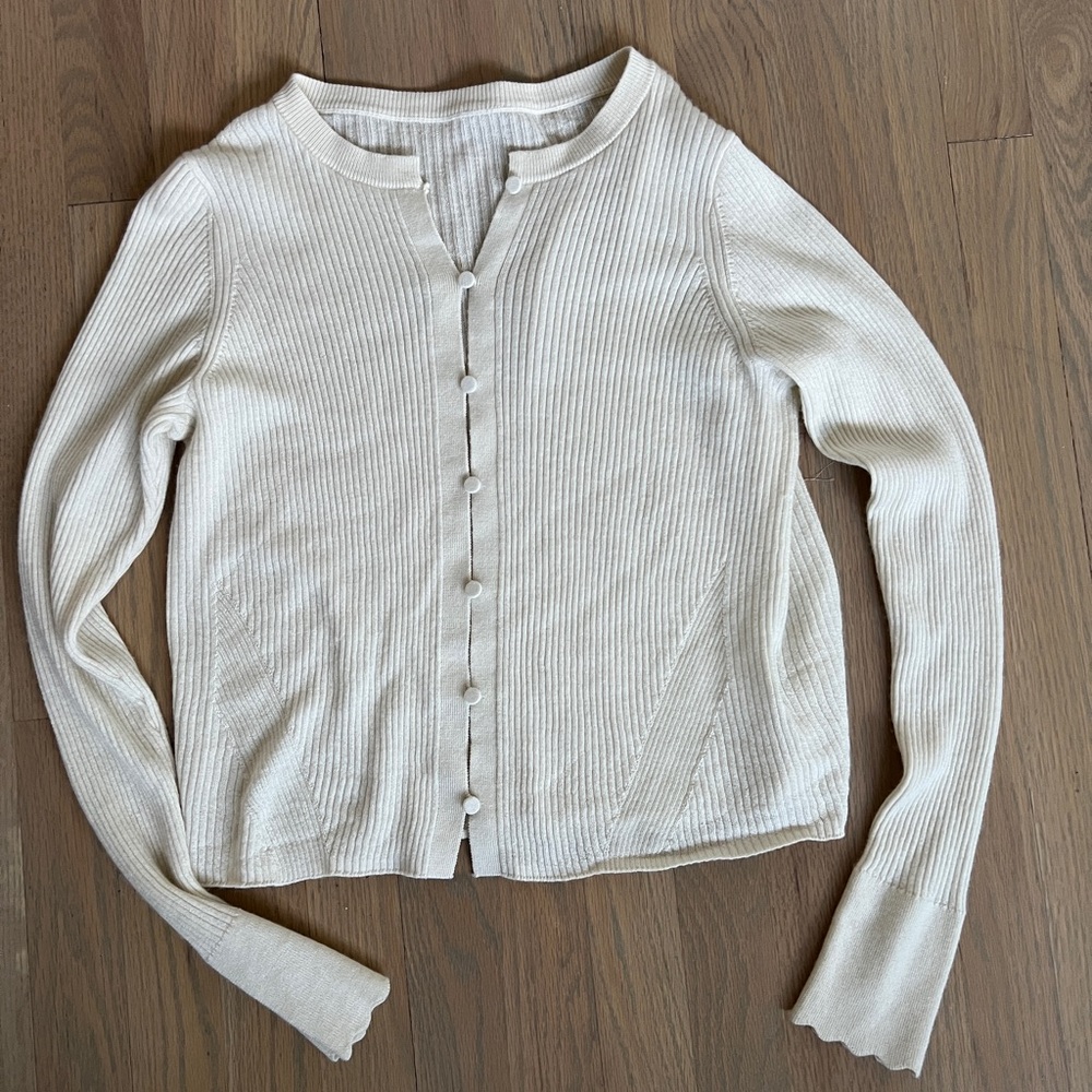 Lululemon Cashmere Scalloped Cuff Cardigan light Ivory White size M